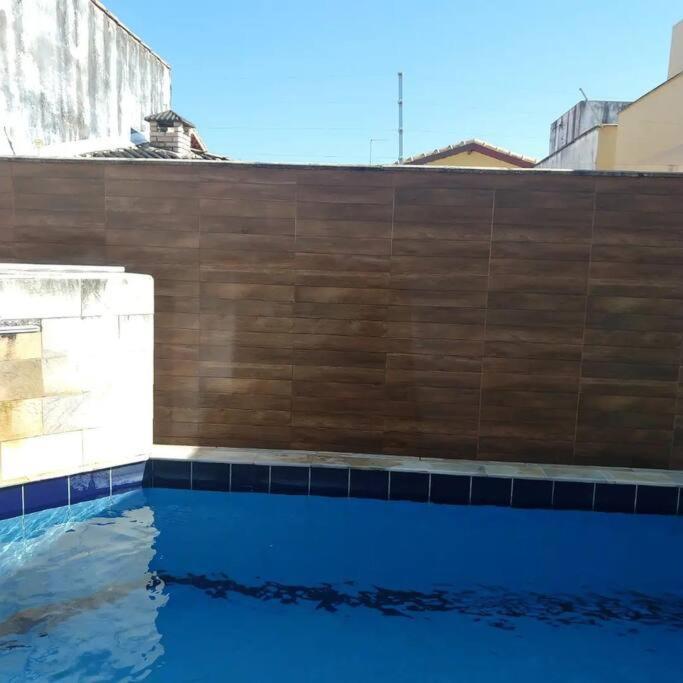 Casa Em Itanhaem Com 2 Quartos Garagem P 2 Carros, Churrasqueira, Piscina 200 M Da Praia Exterior photo